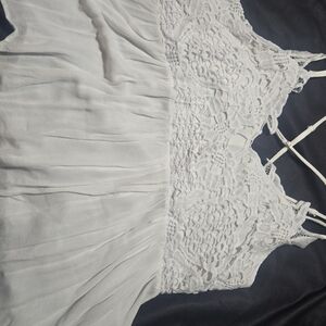 Chic White Lace Chemise